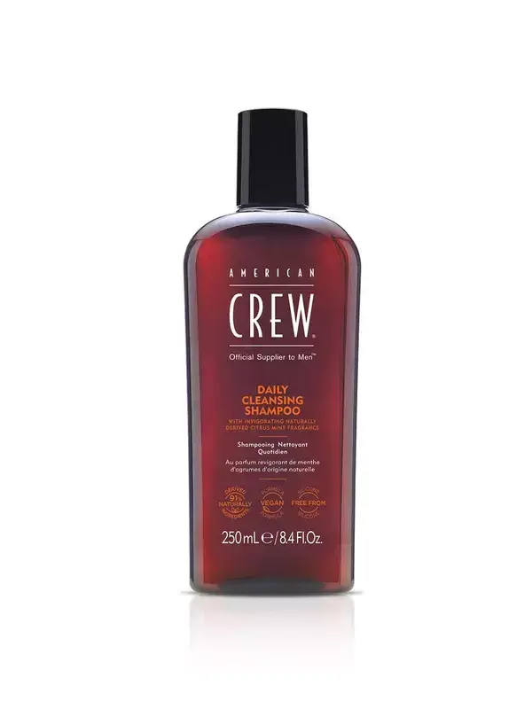 Shampoo American Crew Daily Cleansing de 250ml en The Wolf Barbería.