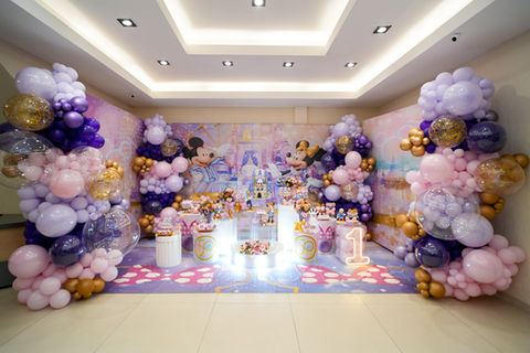 Decoração com o tema Mickey e Minnie no espaco para festa infantil Aquarella Park zona sul em São Paulo