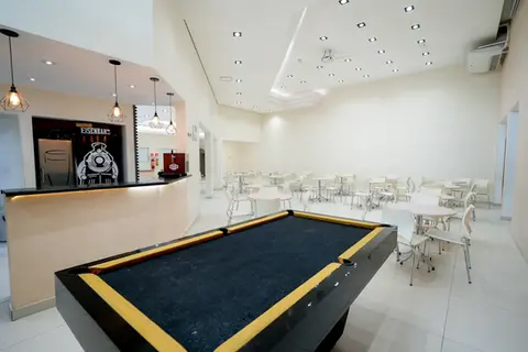 Ambiente social, bar e bilhar do Buffet Infantil Aquarella Park na zona sul de São Paulo
