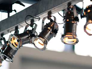 התקנת פס צבירה בבית או בבית העסק