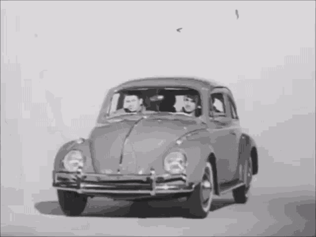 vw-beetle-commercial.gif