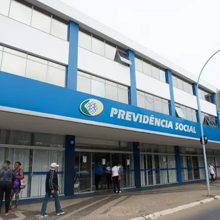 Suspensão do contrato e redução de salário afetam aposentadoria do INSS