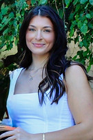 Shelby Headshot_edited.jpg