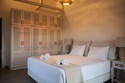 Masterbedroom upstairs