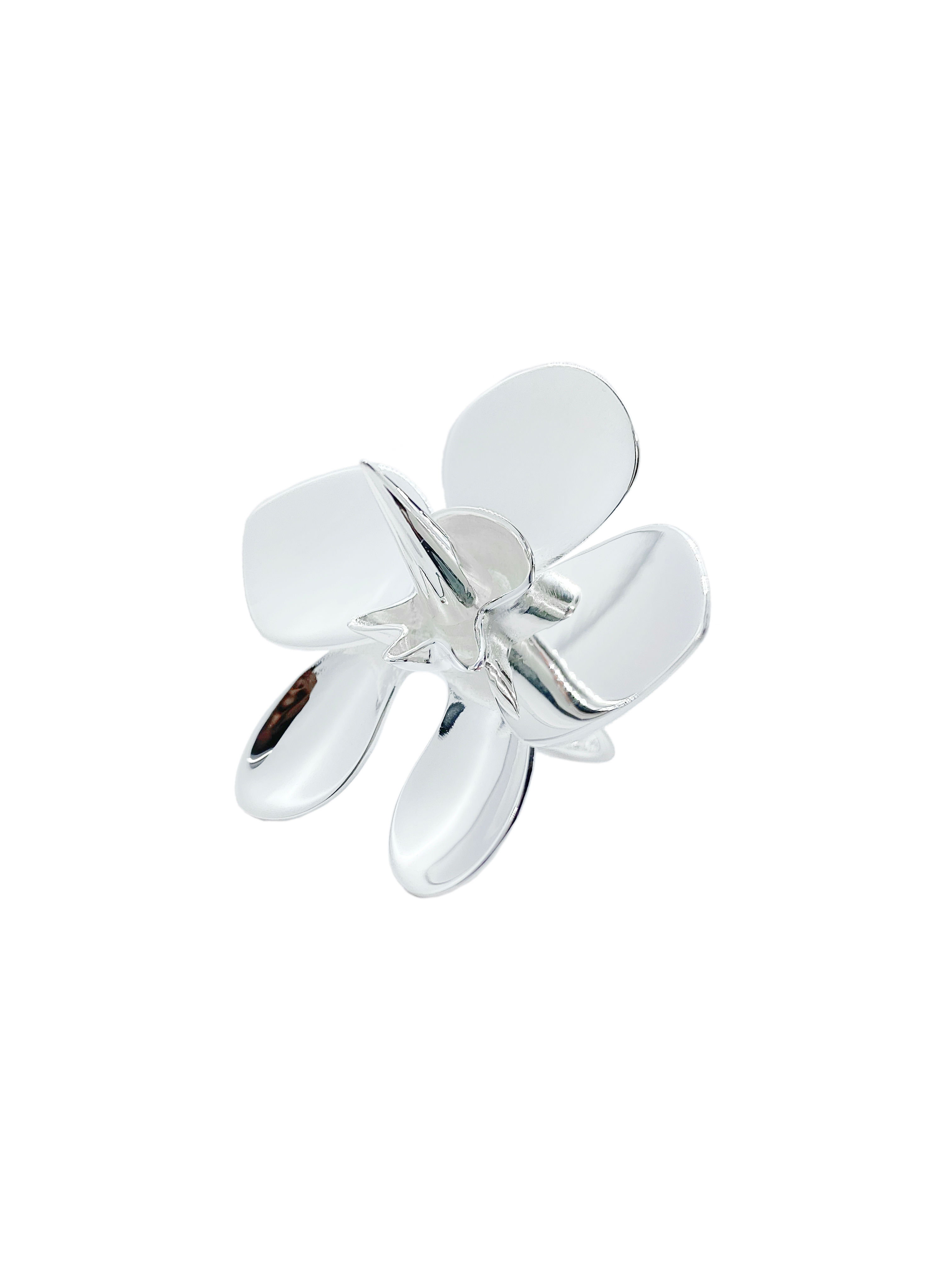 Robert Wun X Sara Chyan "Orchid Mantis" Ring