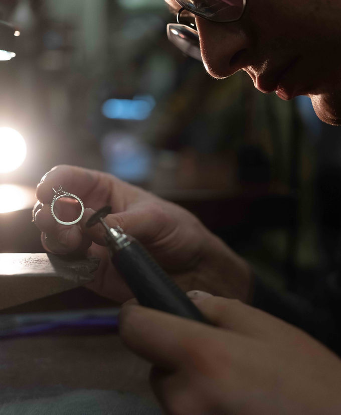 Contemporary Jewellery Artist