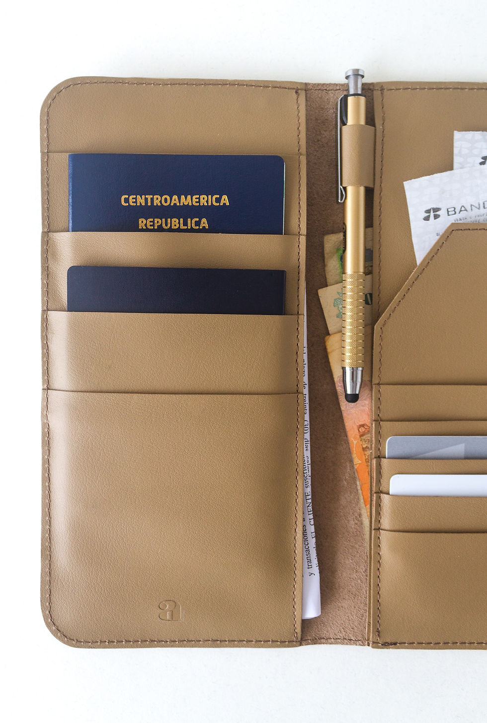 Miniatura: "Cherry" Passport Holder