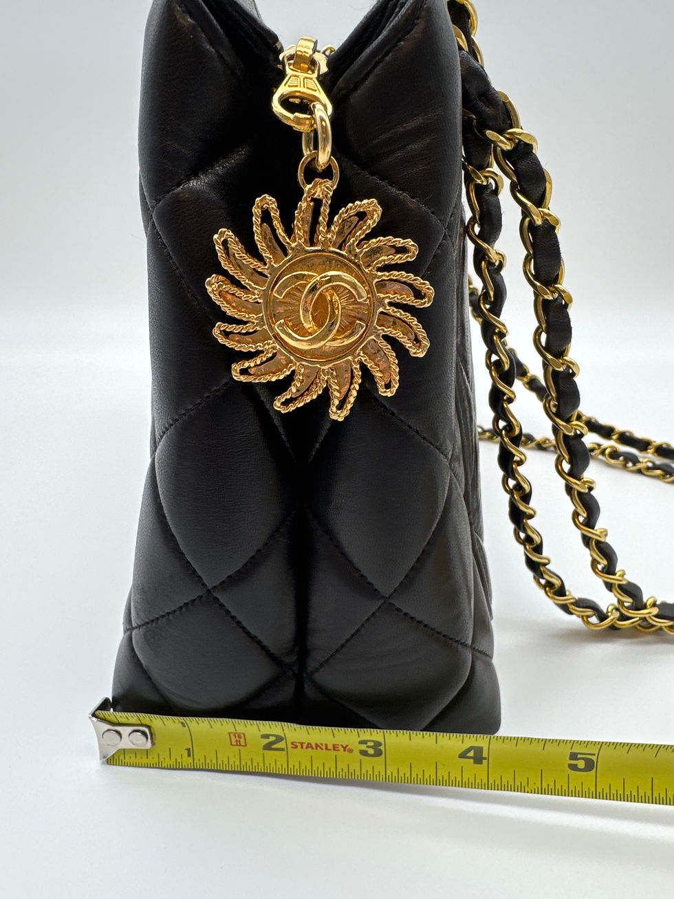 Thumbnail: Chanel Chain Tote Matelasse 1994 - 1996