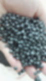 Plastic_pellets_for_injection_molding.jp