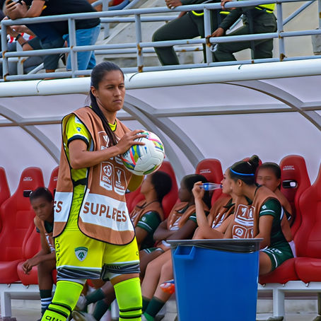 Angélica Jaimes: la arquera que ataja con el corazón y sueña en grande