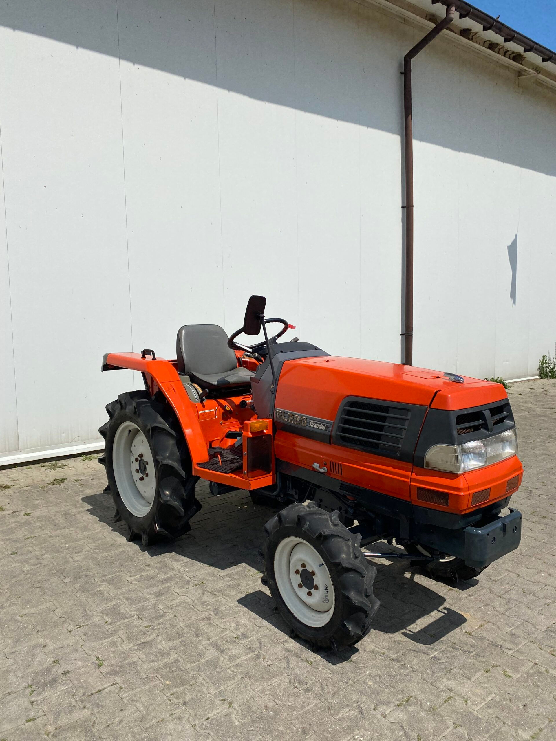 KUBOTA GL220D *M924-02*