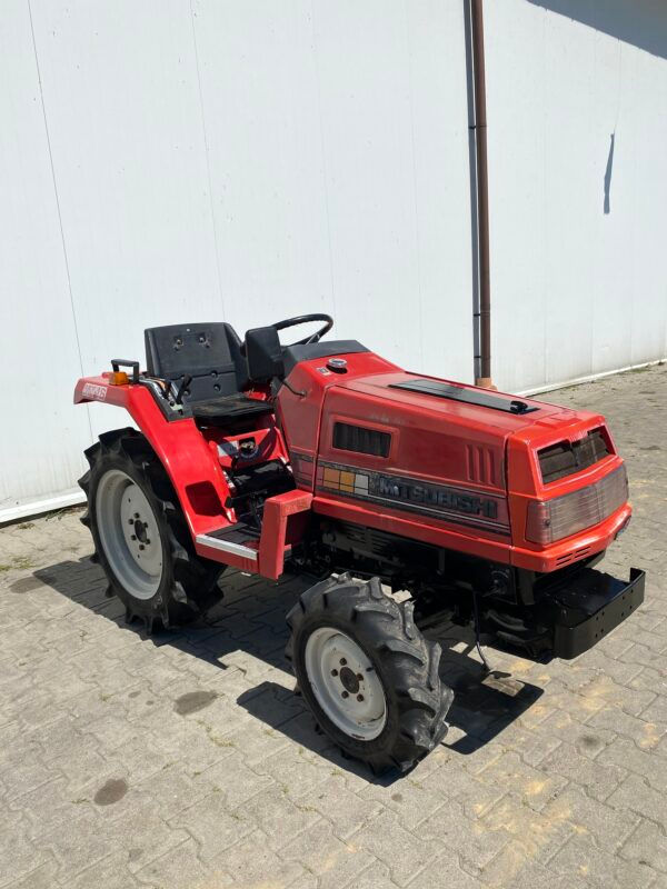 Miniatura: MITSUBISHI MT16 *M1724-11*