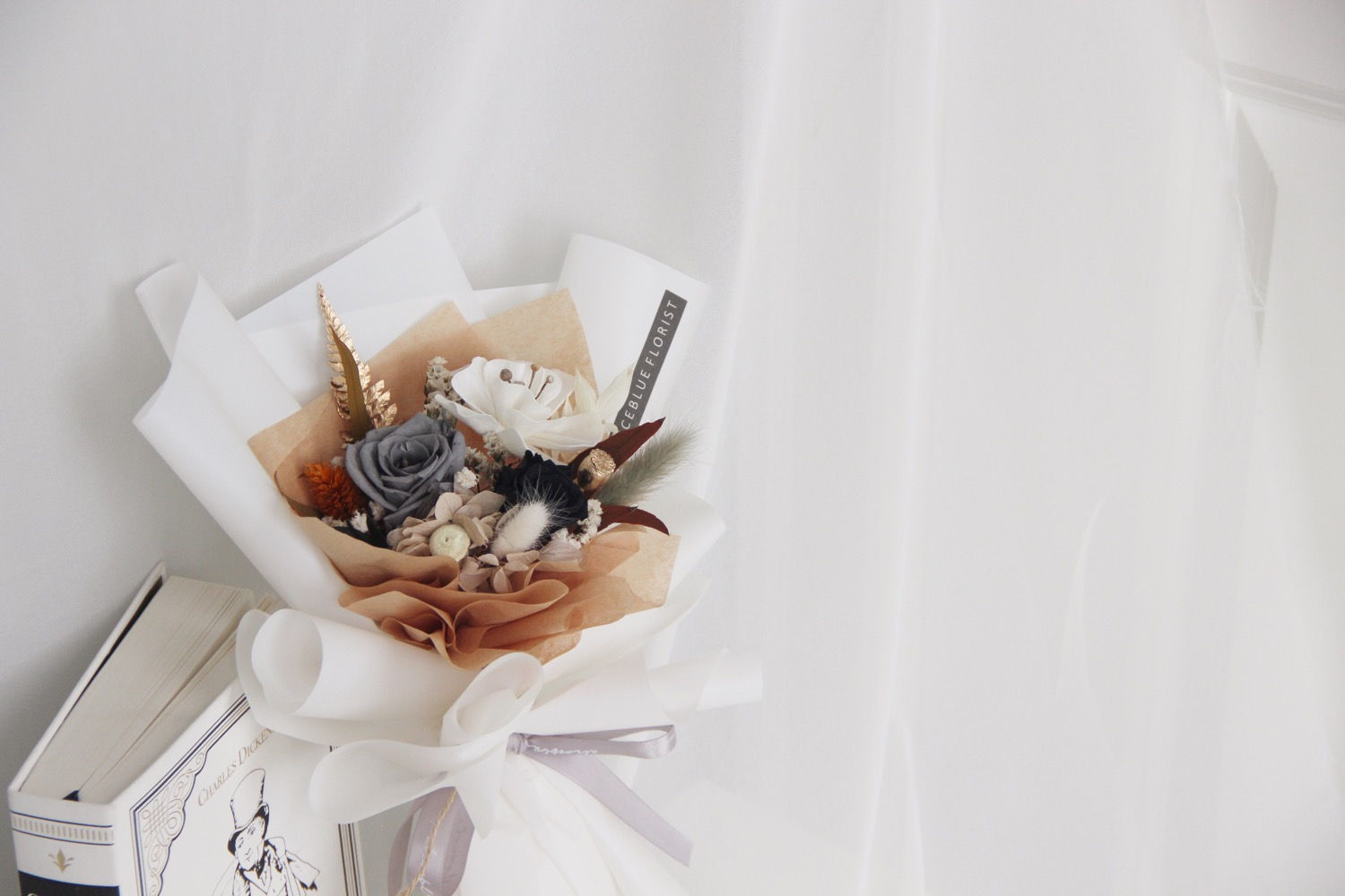 Petite Preserved Flower Bouquet - Warm Taupe