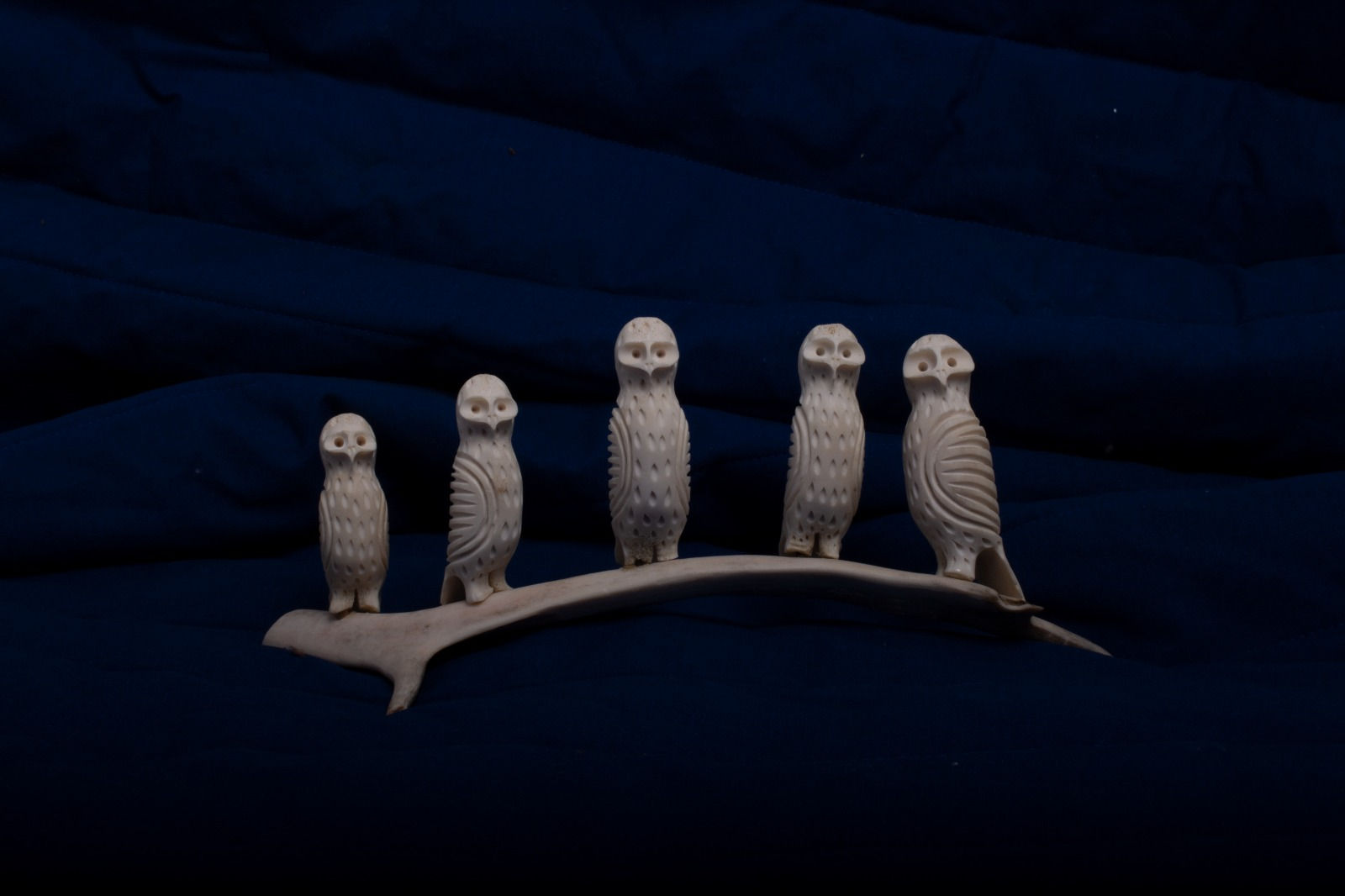 ∵▲∵因努特雪鴞馴鹿骨雕∵◢▓◣∵ ᯤInuit Ookpik Caribou Antler Carvingᯤ