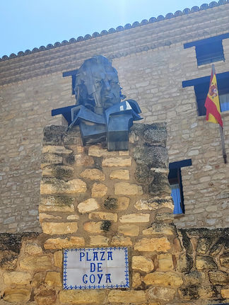 Goya som staty