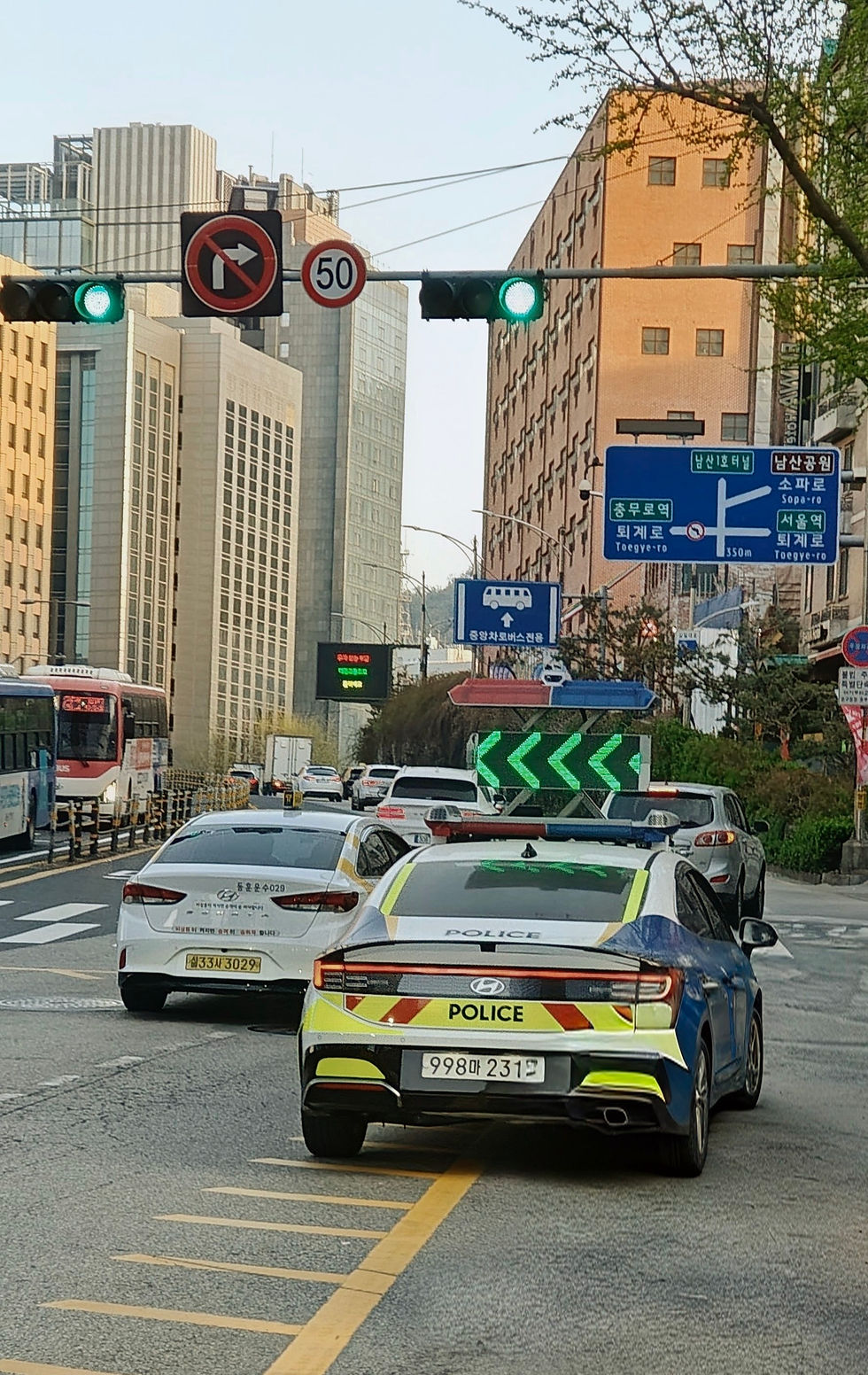 en polis bil i seoul