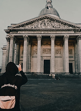 Your Trusted Local Photographer With years of experience in Lincoln, LensTwist delivers high-quality photography for events, 