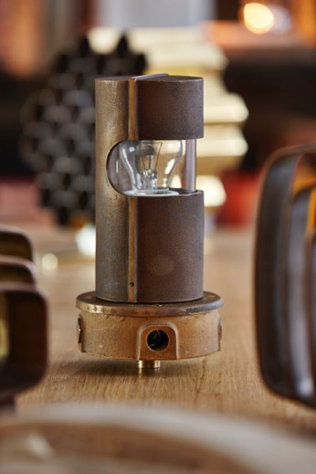 Lampe de jardin en Bronze Jules Wabbes.j