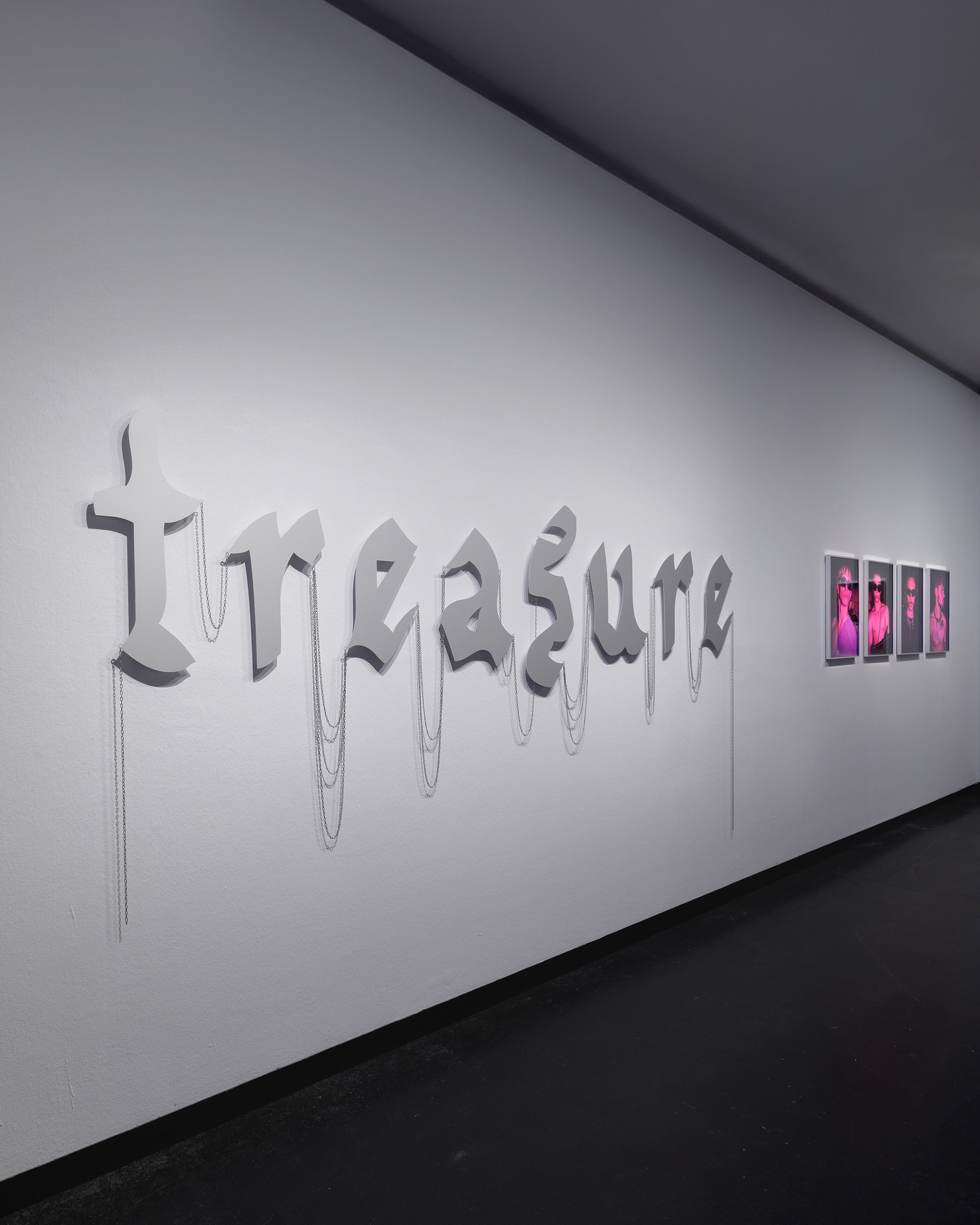 Exhibition View: Mario Kiesenhofer – Treasure, tresor / Kunstforum Wien, 2023