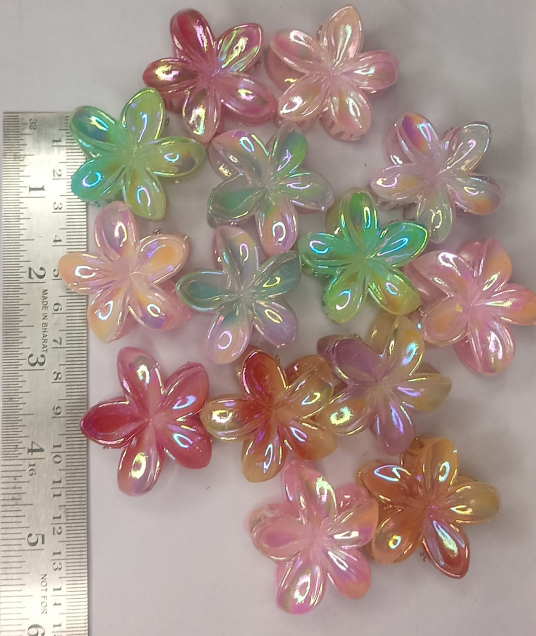 Medium Transparent Glossy Flower Hair Claw Clip - 1pcs