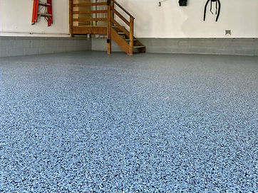 epoxy-chip-floor-coating-garage-floor-00009-1024x768_edited.jpg
