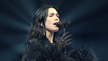 Dua Lipa revive sus conciertos en México con el lanzamiento de “Live From Mexico”.