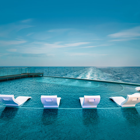 Infinity pool onboard MSC Seascape overlooking the ocean during a cruise vacation.