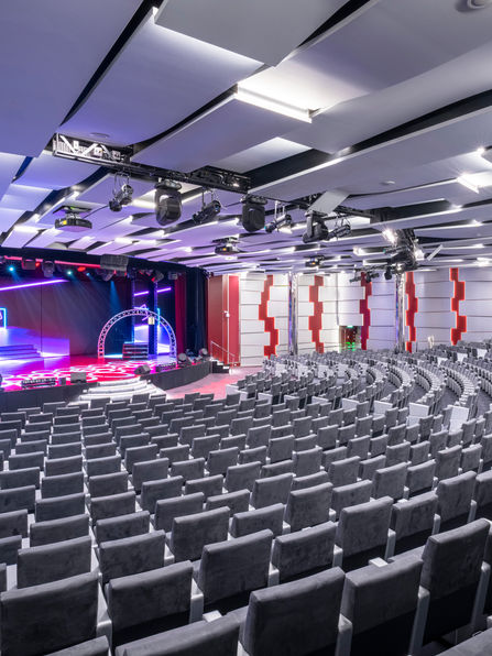 THE MADIDON THEATER