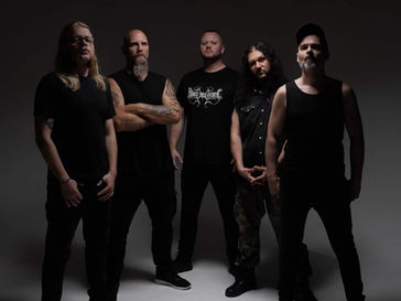 Blood Red Throne – Yeni Parça Yayınladı