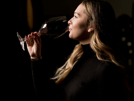 เจาะลึกแบรนด์แก้วไวน์ระดับโลกที่ “มืออาชีพ” ไว้วางใจ: จากมาตรฐานสากลสู่ความล้ำสมัยระดับ Hi-End