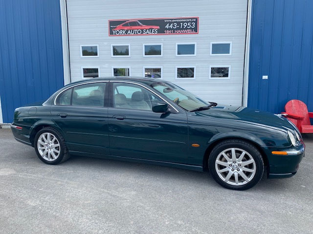 2001 JAGUAR TYPE-S SEDAN