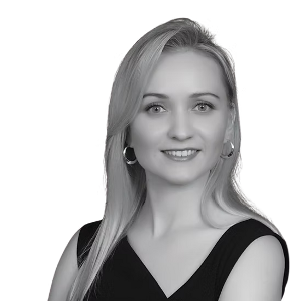 Elena Taube Bailey Profile Pic_edited_ed