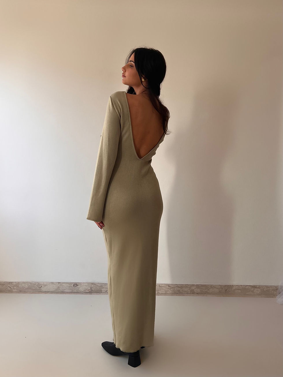 Miniatura: cozy backless dress