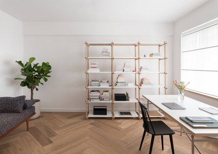 Ruhiges Arbeiten im minimalistischen Homeoffice