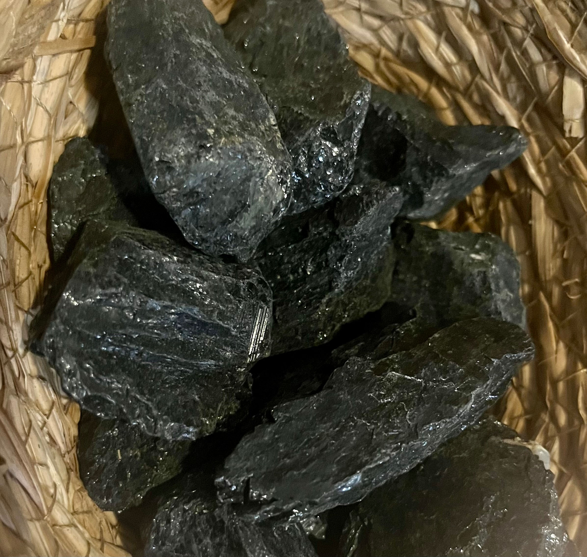 Black Tourmaline (Raw)