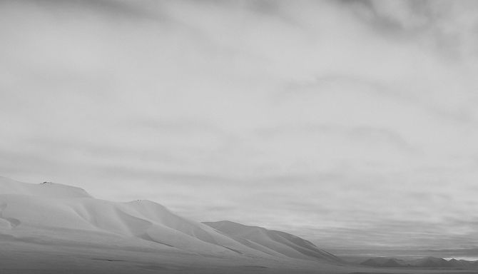 filip-agoo-photographer-consciousism-svalbard-snow-2400px.jpg