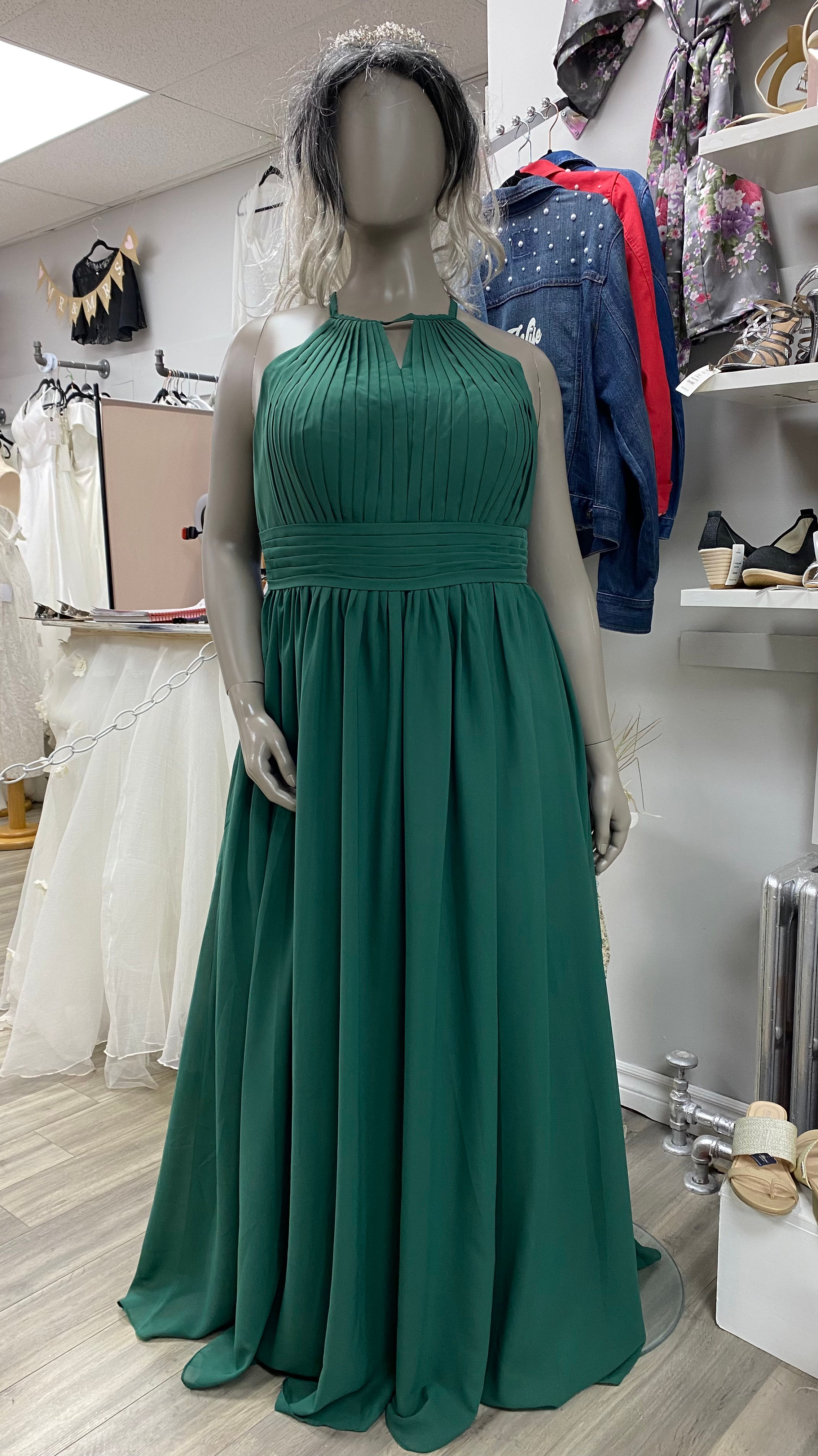 NEW SIZE 20 ~ UNKNOWN DESIGNER