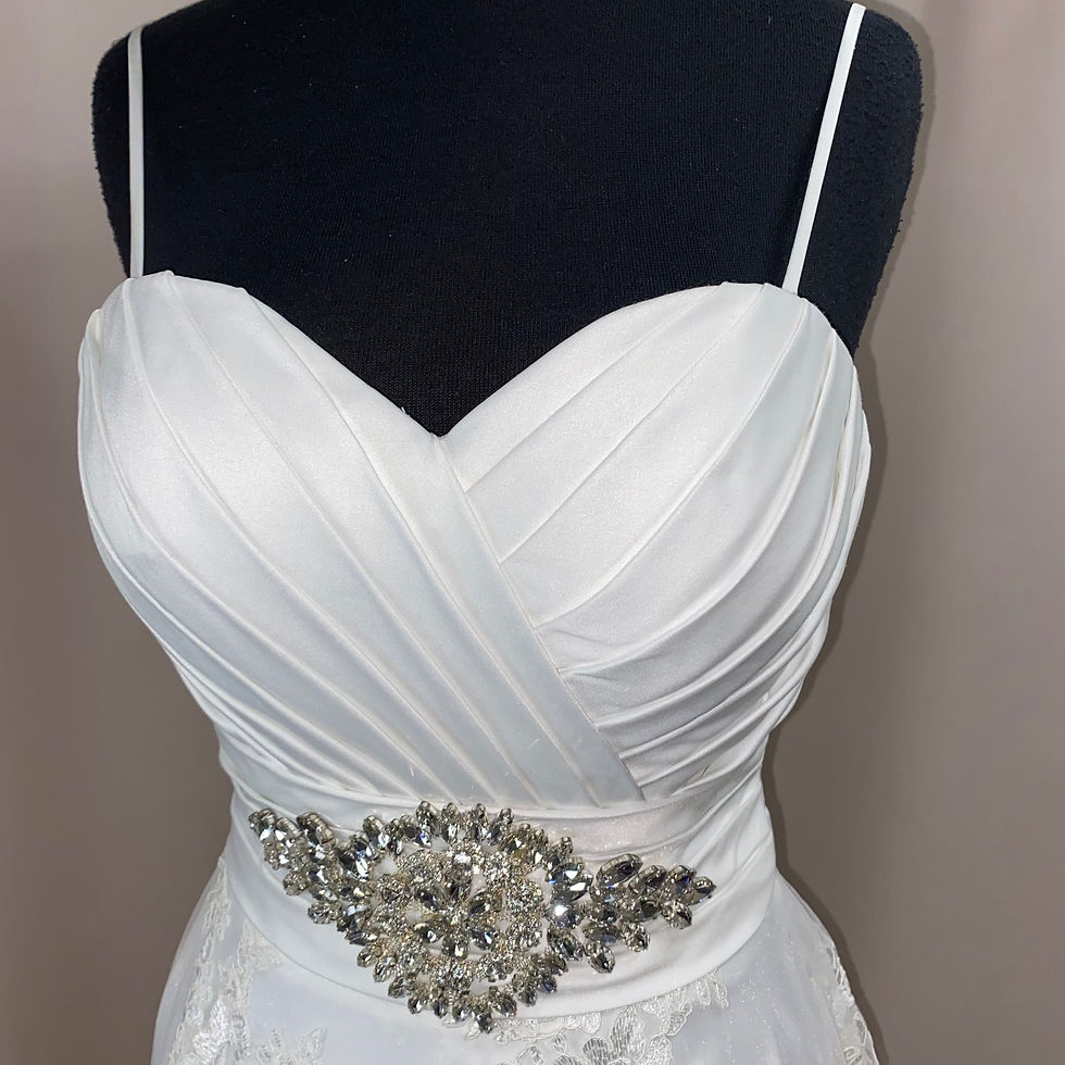 Thumbnail: SIZE 4 UNKNOWN DESIGNER 