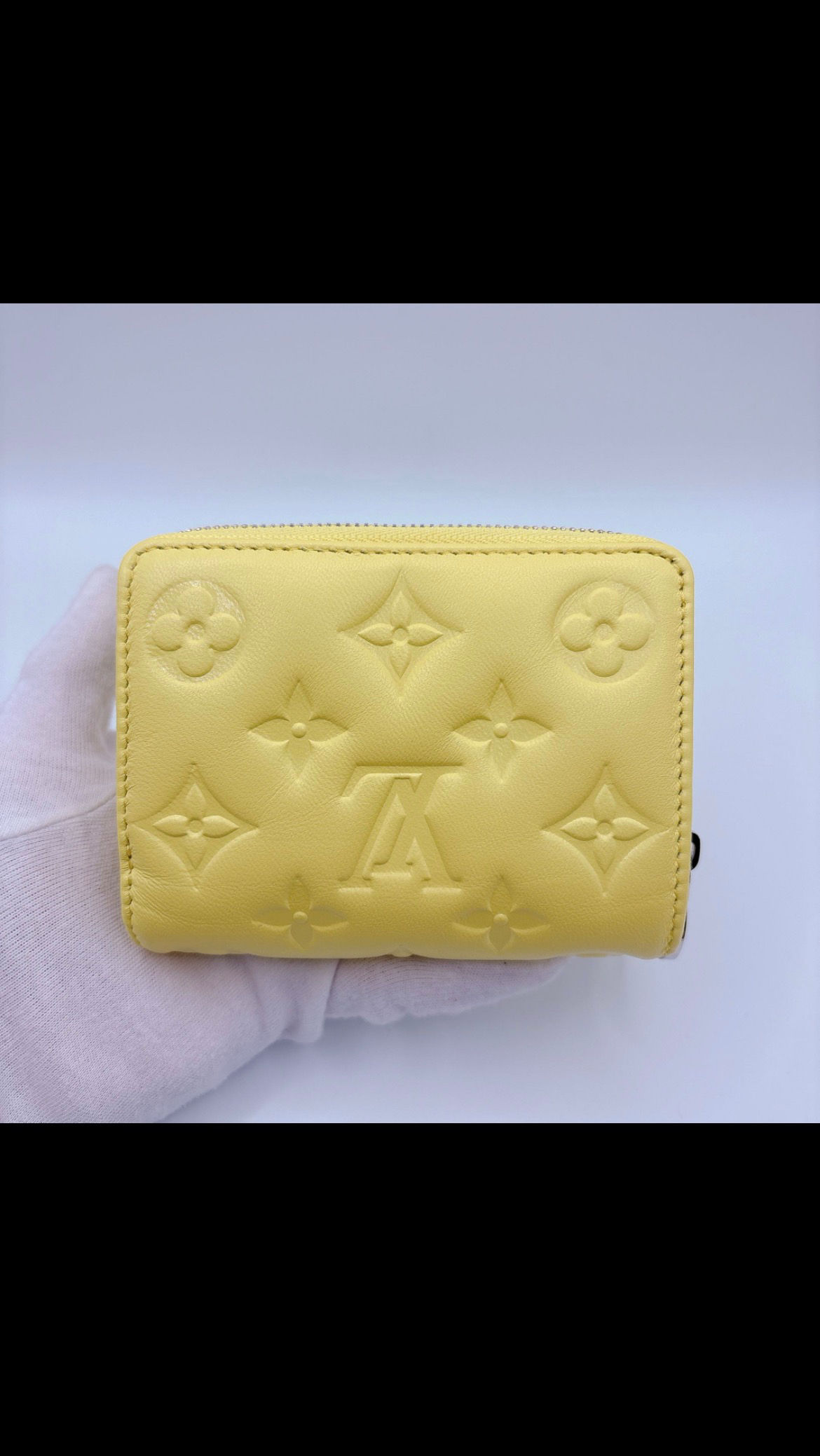 limited edition Louis Vuitton Coussin Portefeuille Lou yellow wallet