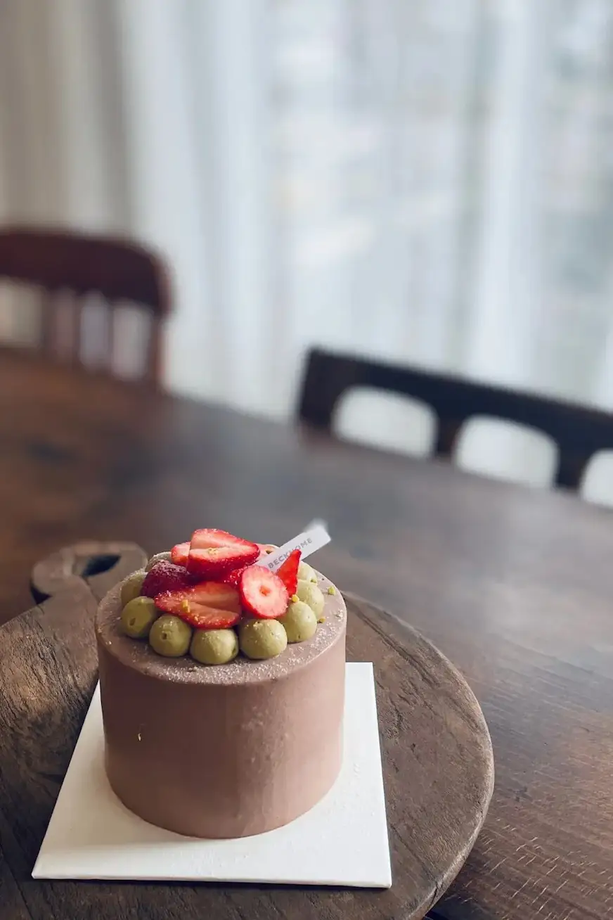 台北草莓蛋糕貝克宅，草莓戚風蛋糕，草莓巧克力蛋糕，南京復興甜點店，東區甜點店