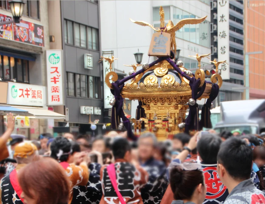 日本三大祭之一「神田祭」（Kanda Matsuri）遊行的壯觀瞬間