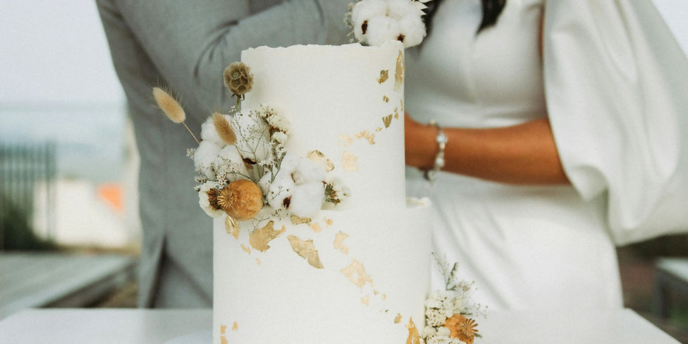 Custom wedding cakes collection Patisserie Svoi St. Louis