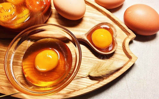 Mặt nạ lòng trắng trứng với mật ong