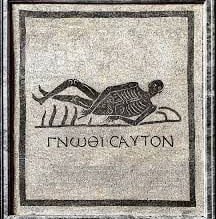 Conosci te stesso e conoscerai l’Universo e gli Dei