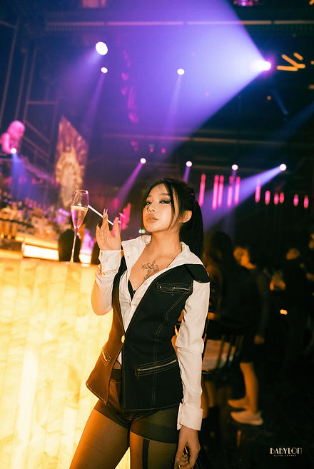 Interactive dance show engaging guests at Babylon Ultra Lounge in District 1