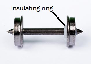 Insulated model train wheels