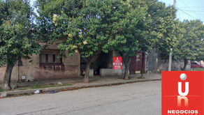 VENTA Bº VILLA BUSTOS PIEDRAS 5375 CASA A REFACCIONAR + GALPÓN + TERRENO 