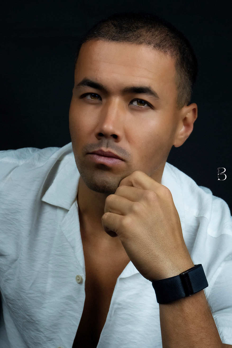 Facetune_25-03-2024-21-48-19