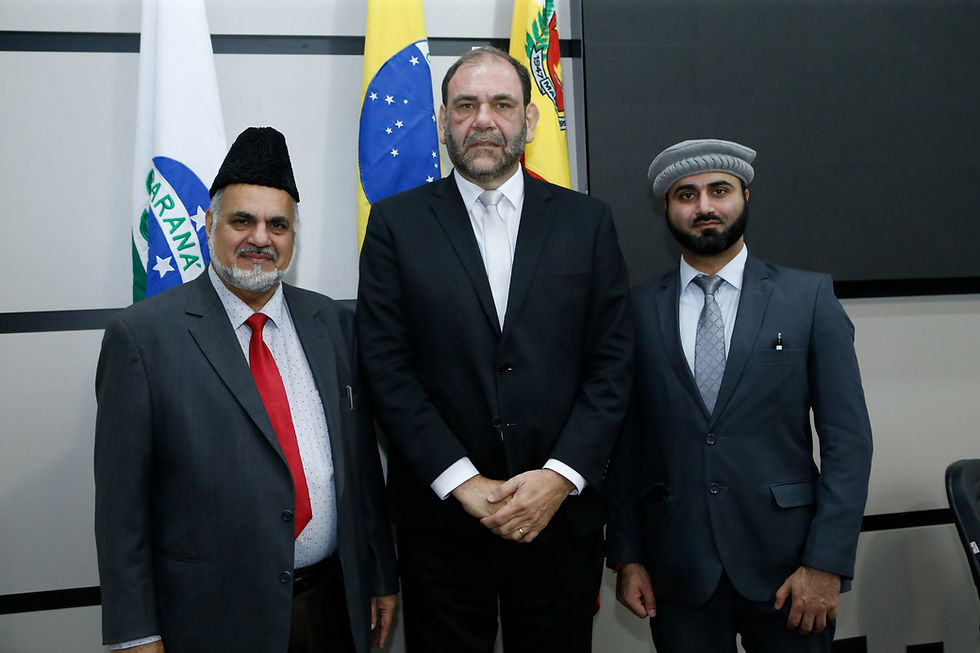 Líder muçulmano visita gabinete de Mario Verri e realiza palestra sobre o Islã em Maringá