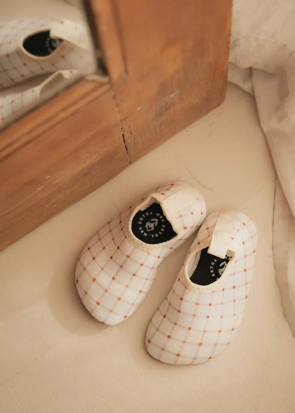 Miniature : Chaussures de natation - Organics square 